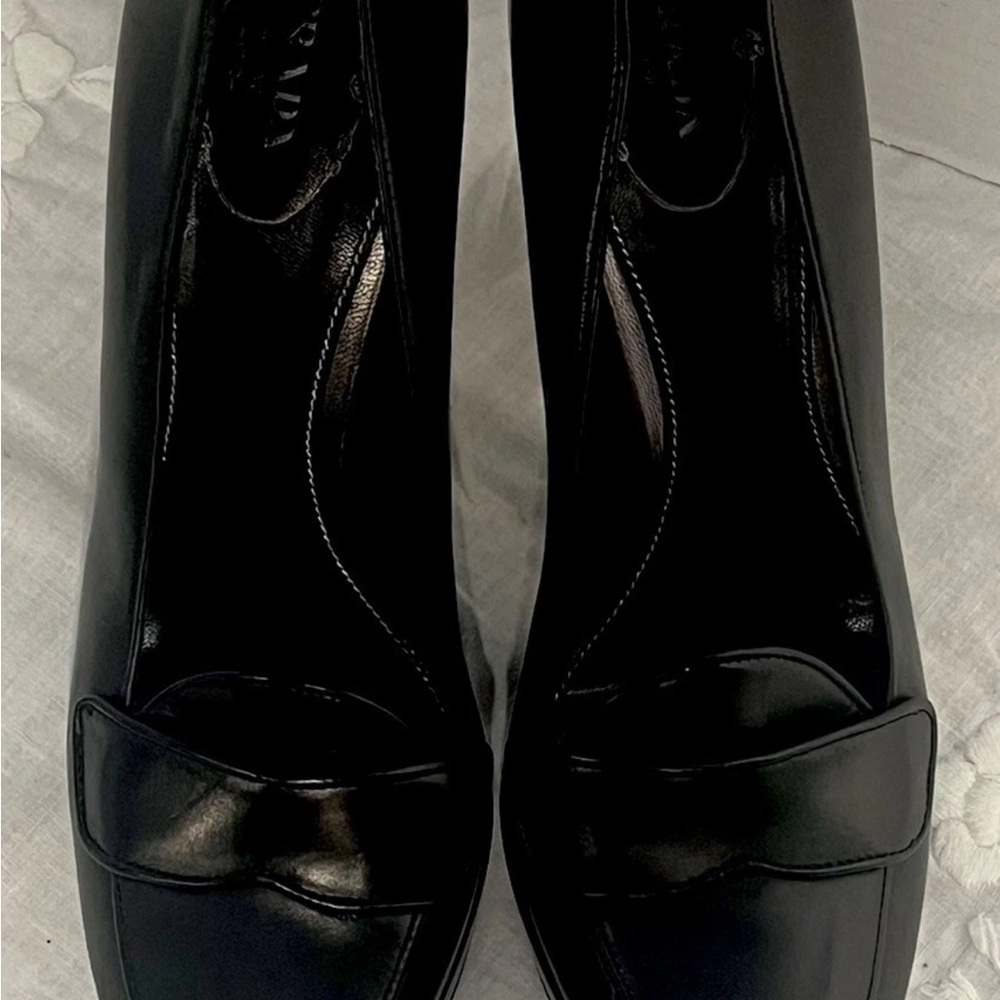 Prada Women's Classic Black Heels - Picture 5 of 9